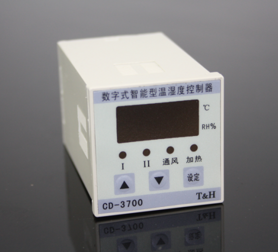 CD3700数字式温湿度控制器